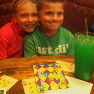 Meet your Posher, Carrie